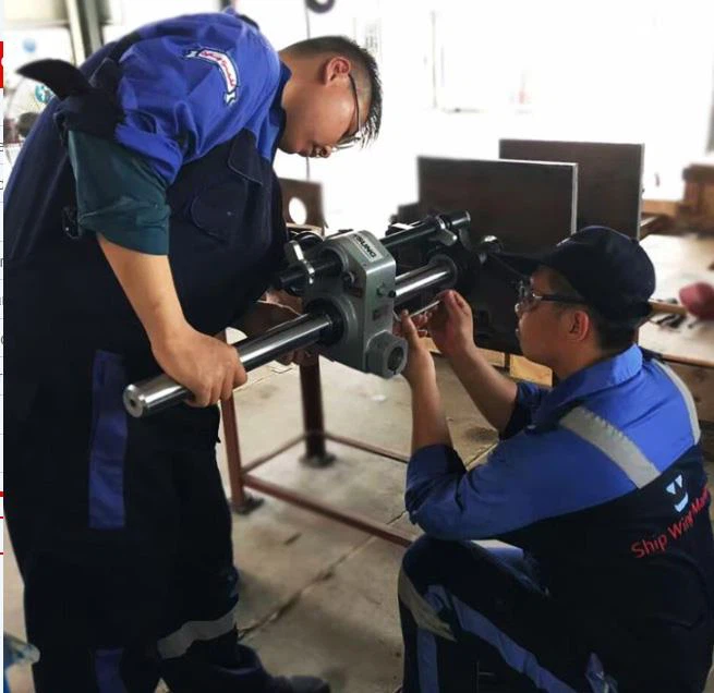 Máy khoan cầm tay TDG50IMP